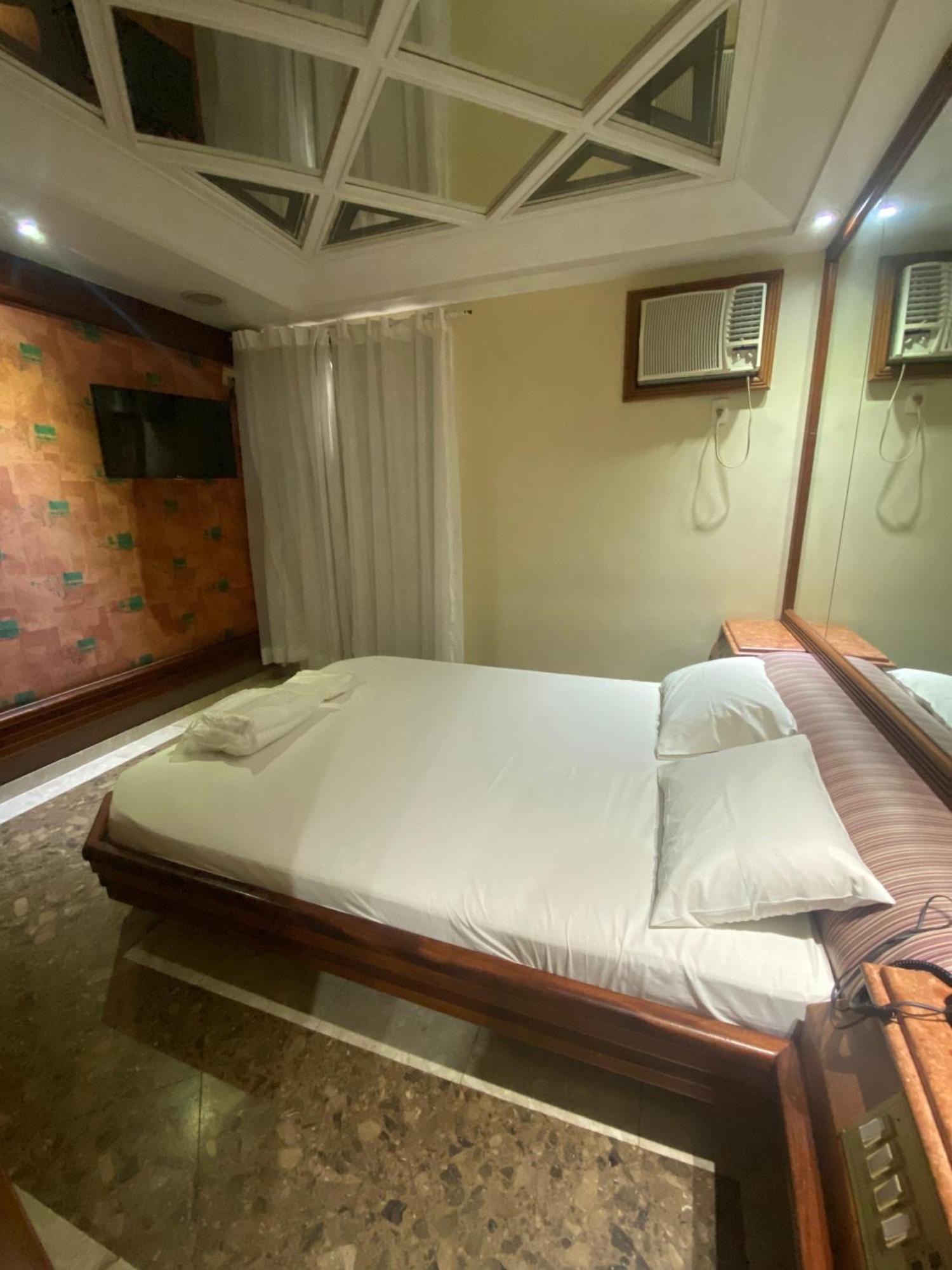 Hotel Megara à Rio de Janeiro Extérieur photo