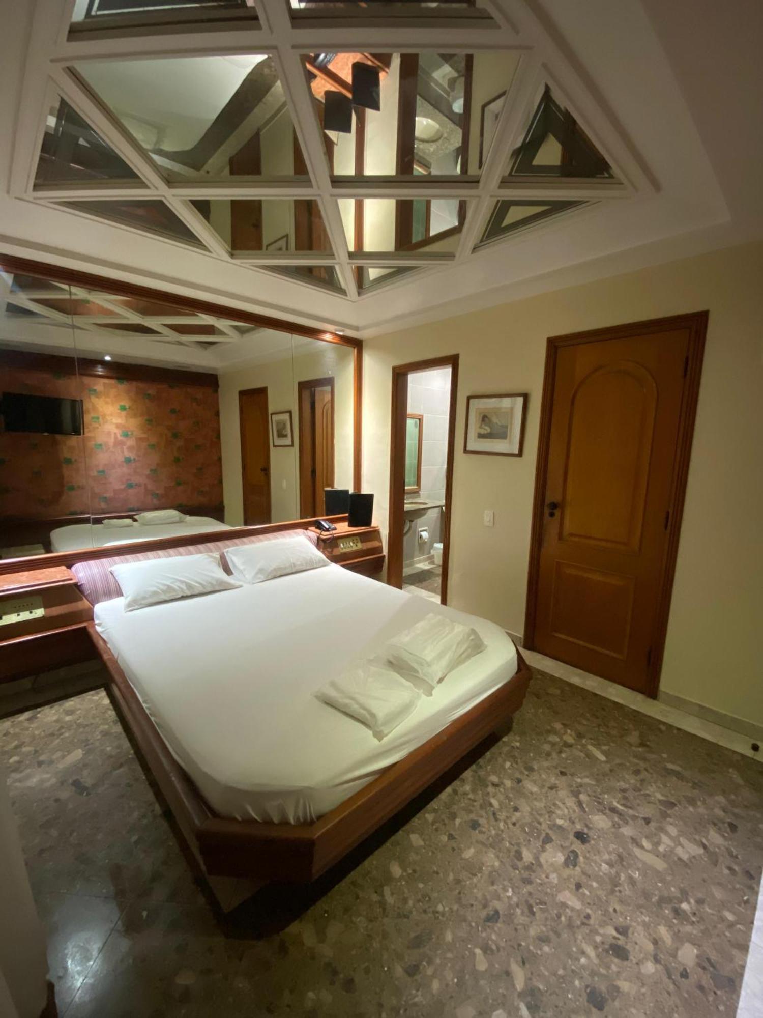 Hotel Megara à Rio de Janeiro Extérieur photo